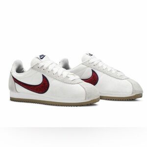 NIKE Cortez 905614-103 Smoosh White Red Women Classic Sneakers Size 9.5